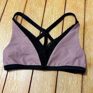 PL ACTIVE WEAR~Size M~Lavender/Black & Reversible Black/White Sports Gym Bra ~